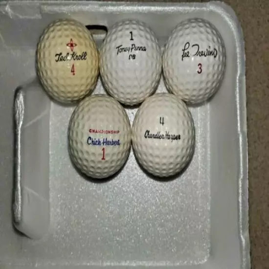 23 DIFFERENT VINTAGE SIGNATURE GOLF BALLS