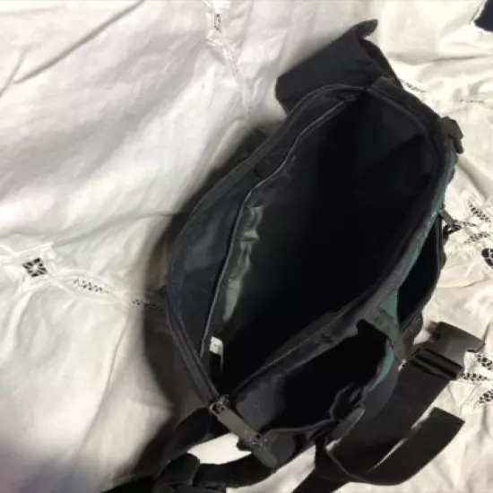 INGEAR SPORT FANNY PACK HOLDS 2 WATER BOTTLES 3 Zippered Pockets.