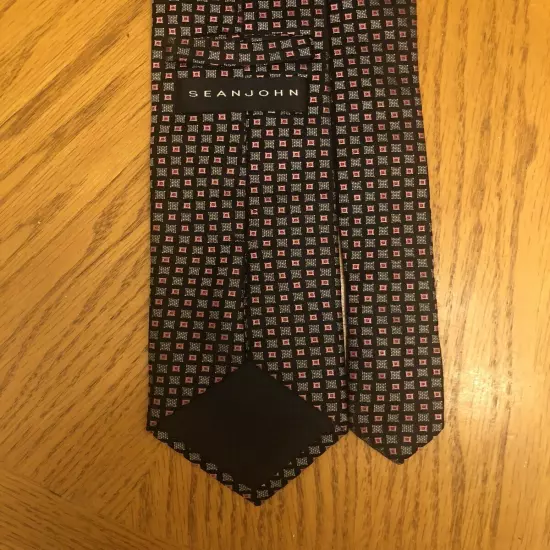 Sean John Silk Tie, Pink Black & Silver Geometric Square Design 