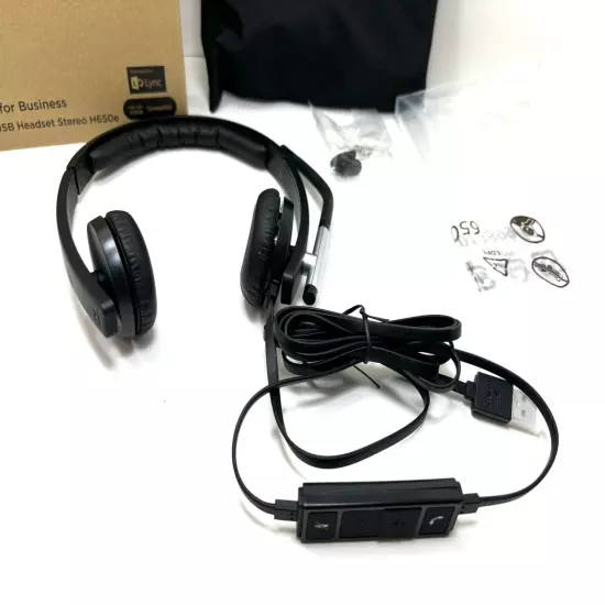 Logitech USB Headset Stereo H650e With USB Connector New In Box 981-000518