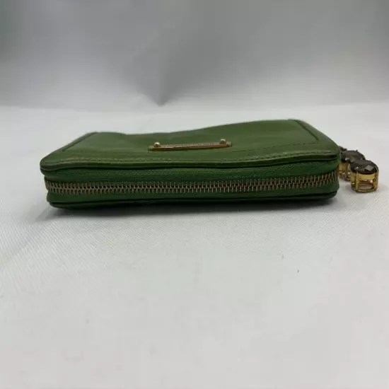 Juicy Couture Women’s Wristlet Wallet Faux Leather Zip Around Green Accents OBO