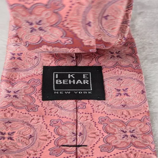 Ike Behar New York 100% Silk Mens Tie Pink Paisley Print 59"