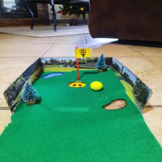 Miniature Indoor Golf Putting Family Game