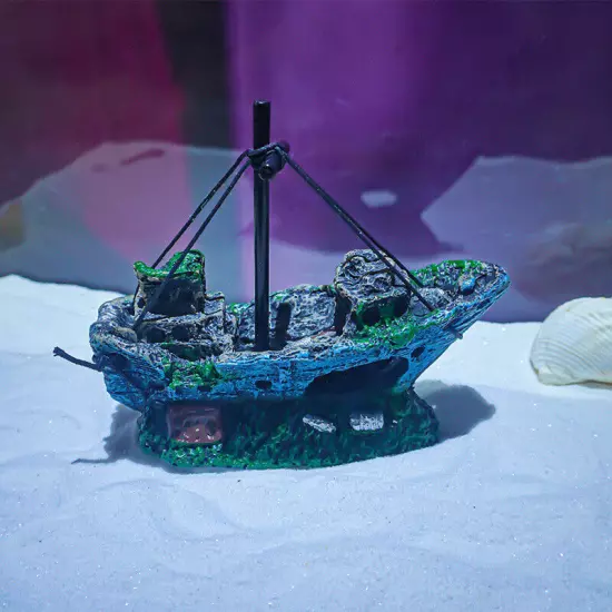 Aquarium Sunken Ship Decoration Resin Fishtank Ornaments Hideout Boat Statues