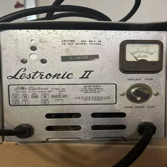 Lestronic II 36 Volt Golf Cart Battery Charger 36LC25-8ET Untested