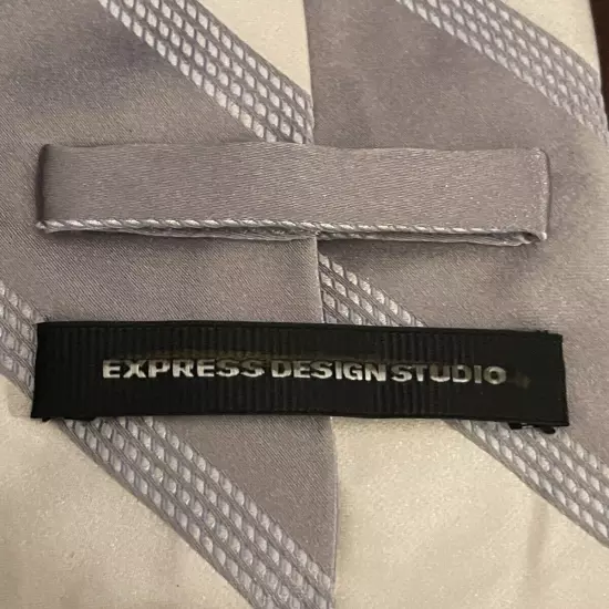 Express Design Studio Gray Blue 100% Silk Men’s Neck Tie Made In China