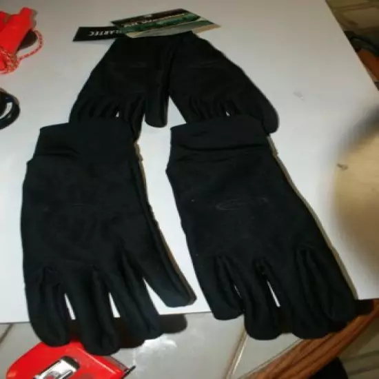 Lot of 2 Seirus Hyperlite all weather glove (1 womens xs/sm 1 mens xl) black