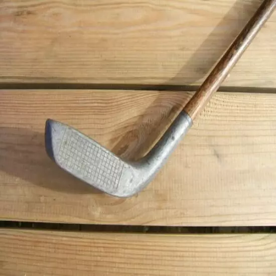 Scarce Original Vintage Braid Mills Medium Lie Mallet Golf Club