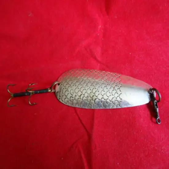 A SCARCE LARGE VINTAGE JOHN FORREST LONDON W. PIKE/SALMON SPOON LURE