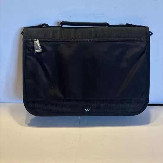 Brenthaven-Carrying Case. Tred Folio for 11" Notebook. Item # 2824. NEW. Nice..