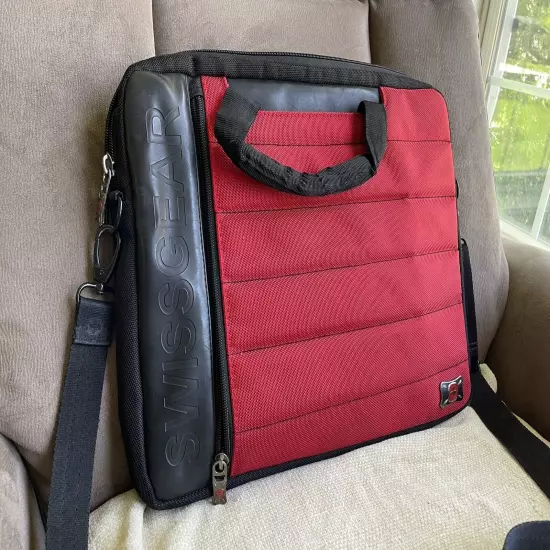 Laptop Bag, Wenger Swiss Gear, Shouler Strap, Handles, Black/Red