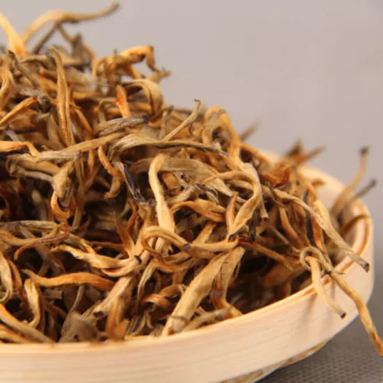 Yunnan Spring Tea Top Gold Wire Dian Hong Tea Red Single Bud Organic Black Tea