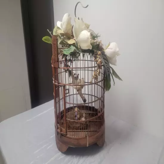 Vtg. Large Ornate Bamboo Chinese Decorated Bird Cage 