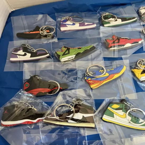 JORDAN NIKE SHOES KEYCHAINS 2D Lot Of 50