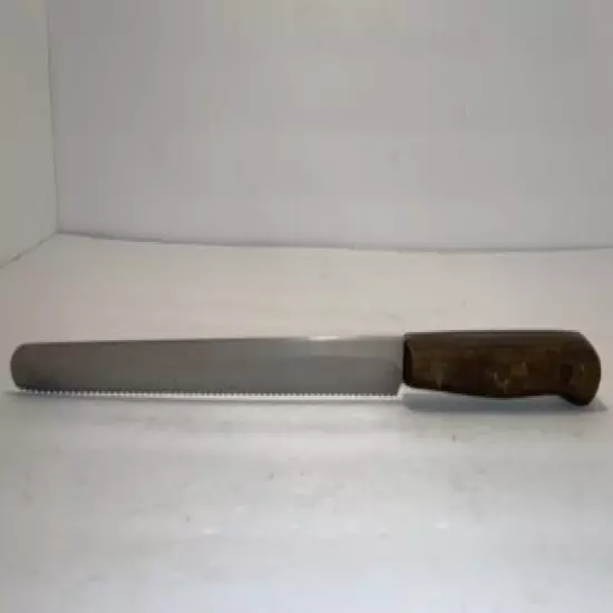 Vintage Chicago Cutlery bread knife BT10