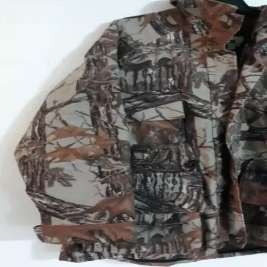 MEN'S GORE-TEX RAINWEAR OUTDOORS HOODED HUNTING JACKET. CAMO RAINWEAR.SZ LARGE 