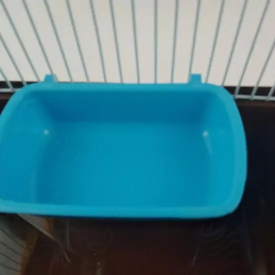 Bird Water Feeding Cup with Hooks Pet Cage Cup for Chinchilla