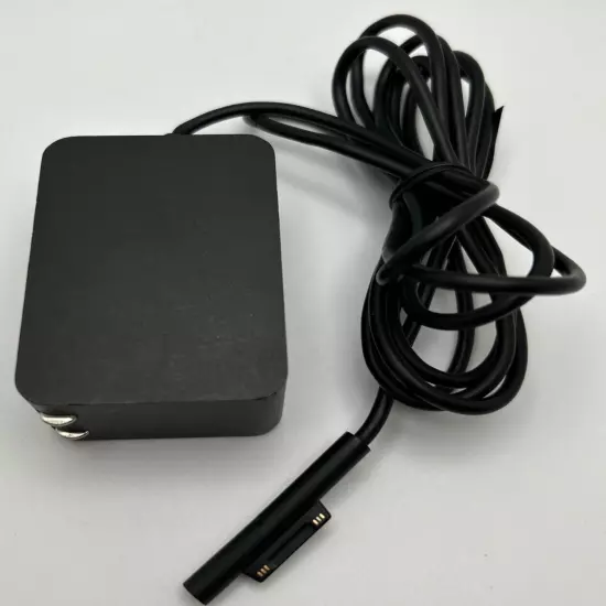 Microsoft Surface Charger Model 1735 15V, 24W