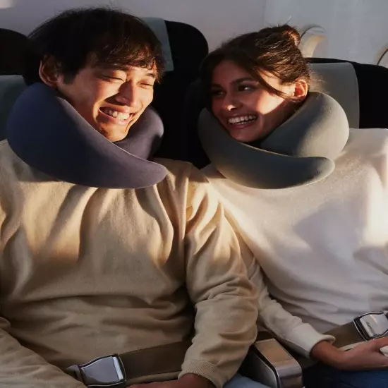 Ultimate Travel Comfort - U-Shaped Neck Pillow with Washable Cover