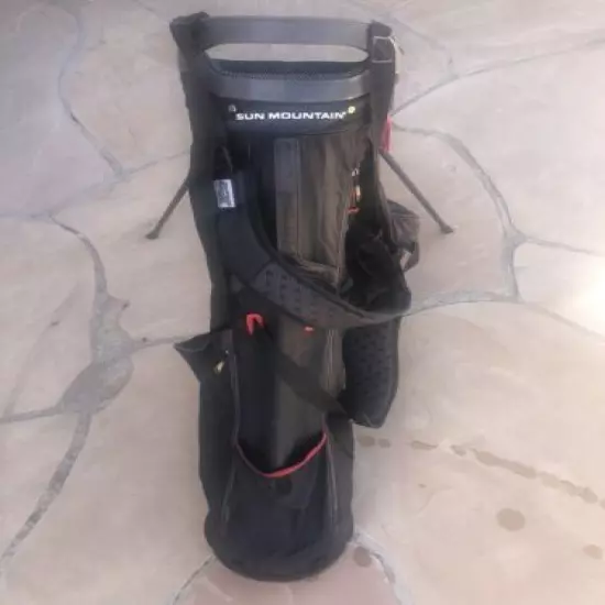 Exclusive Whisper Rock Edition Golf Bag by Sun Mountain. Very Nice See Pictures