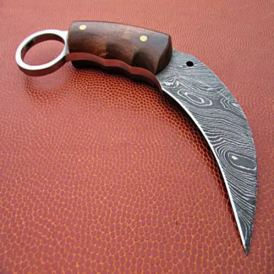 8" Custom Handmade Damascus Steel KARAMBIT Hunting Knife With Rose Wood Handel.