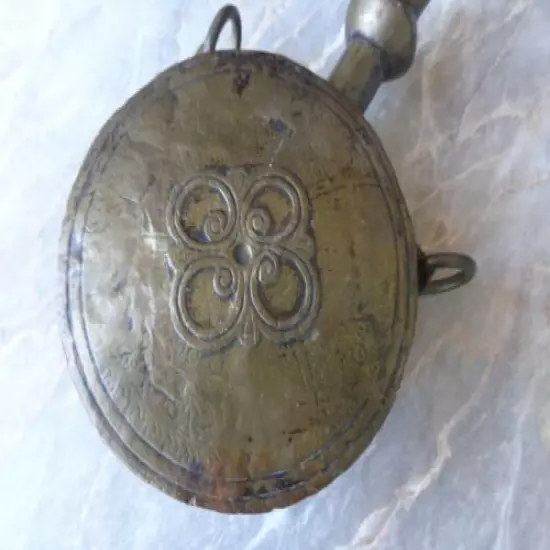 VTG OLD ANTIQUE OTTOMAN ISLAMIC ORIENTAL ORNATE BRASS GUN POWDER FLASK BOTTLE