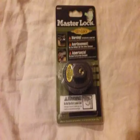 GUN LOCK BY MASTER LOCK NEW IN PACKAGE