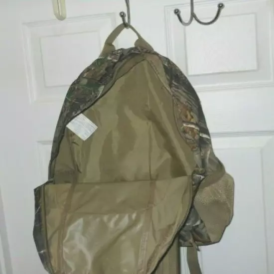 Mossy Oak Camo Backpack w/Padded Straps w/Netted Side 2 Compartments