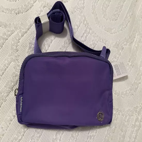 Lululemon Everywhere Belt Bag 1L Purple