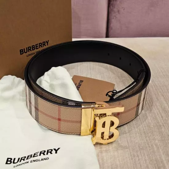 burberry Belt size 105 US Pants 38-40 Gold Buckle Double Side