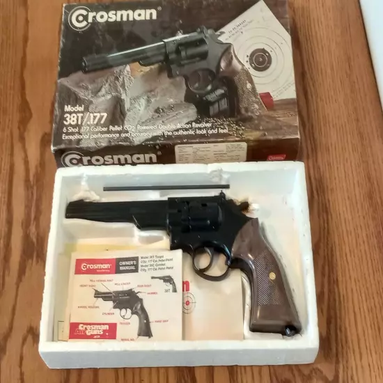 Vintage Crosman Model 38T .177 cal Pellet Gun Crosman Air CO2 Pistol.