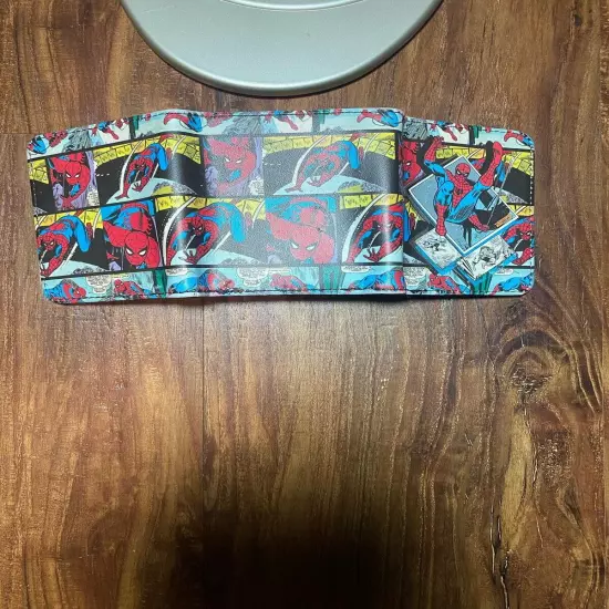 Marvel Comics Spider-Man Captain America Hulk Ironman Thor Bifold Wallet - NEW