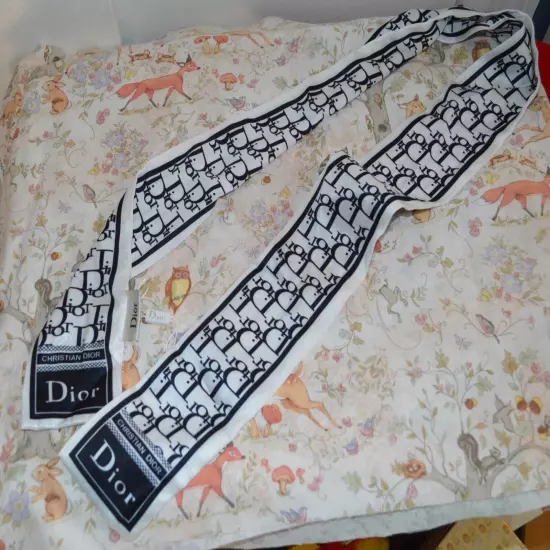 CHRISTIAN DIOR Oblique Silk Monogram scarf. Black & White New w/ Tags