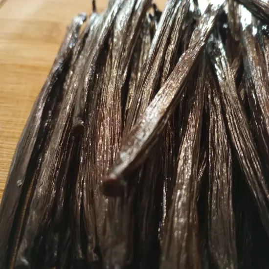 MADAGASCAR Gourmet Vanilla Beans- Grade A (Why Pay More?)