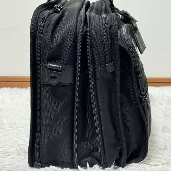 Kiwami Tumi Alpha Expandable Organizer Business Bag Black