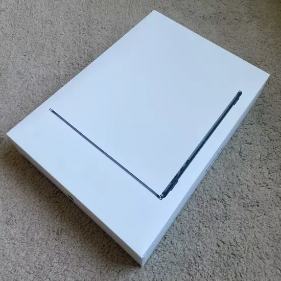 Apple MacBook Air 15 inch - Empty Box