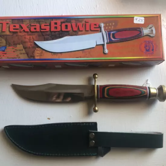 Texas Bowie w/Leather Sheath CW645. 10 3/4” Fixed Blade.