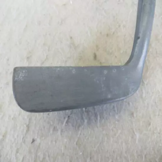 NICE VINTAGE MUSTANG BY BURKE PUTTER STEEL SHAFT 35.5" MENS RH