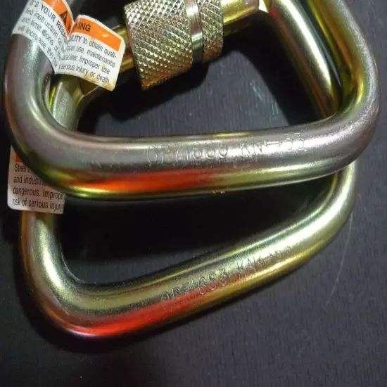 OMEGA - STEEL CARABINERS - LOT OF 2 - # OP716S3 - NEW OLD STOCK -53 KN- MADE@USA