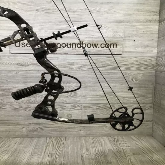 Ross CR331 60-70# 28.5" Compound Bow Right Handed Camo