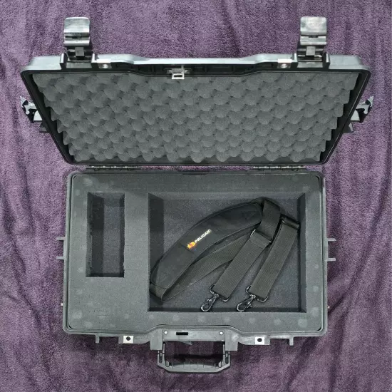 Pelican Protector 1495 Laptop Case - Watertight, Combination Lock, Dustproof