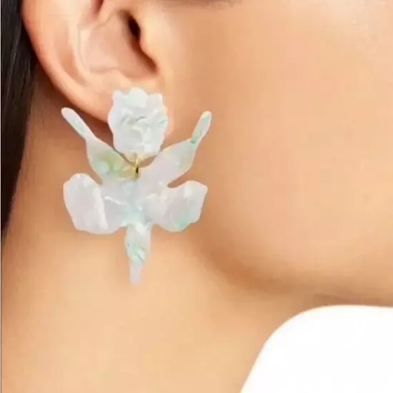 Lele Sadoughi Small Paper Lily Drop Earrings in Mint