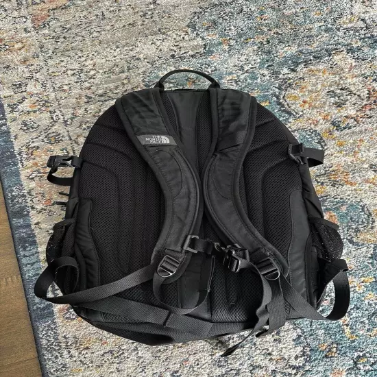 The North Face Borealis FlexVent Backpack Black Hiking Travel Padded Laptop Bag