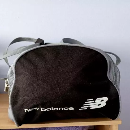 New Balance Black Gym Sport Duffle Carry On Travel Bag