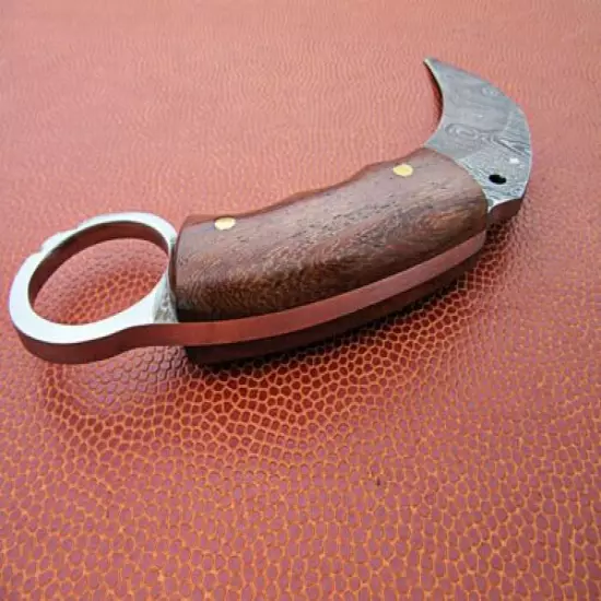 8" Custom Handmade Damascus Steel KARAMBIT Hunting Knife With Rose Wood Handel.