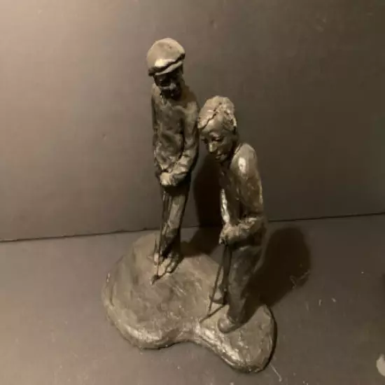 TWO GOLFERS SCULPTURE UNKNOWN ARTIST VINTAGE COLLECTIBLE H 9"