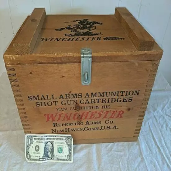 Vtg WINCHESTER Small Arms Ammunition Shot Gun 12ga 2 5/8 500 Repeater Box Crate