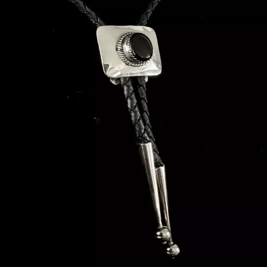 Vintage Native American Navajo Sterling Silver & Onyx Unmarked Bolo Tie