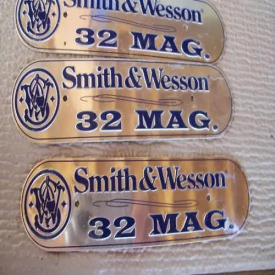 VTG S&W Smith & Wesson Badge Plate Gun Ammo Label 32 Mag LOT of 5