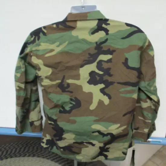  Woodland Camouflage Shirt Jacket Military Issue Medium Regular 